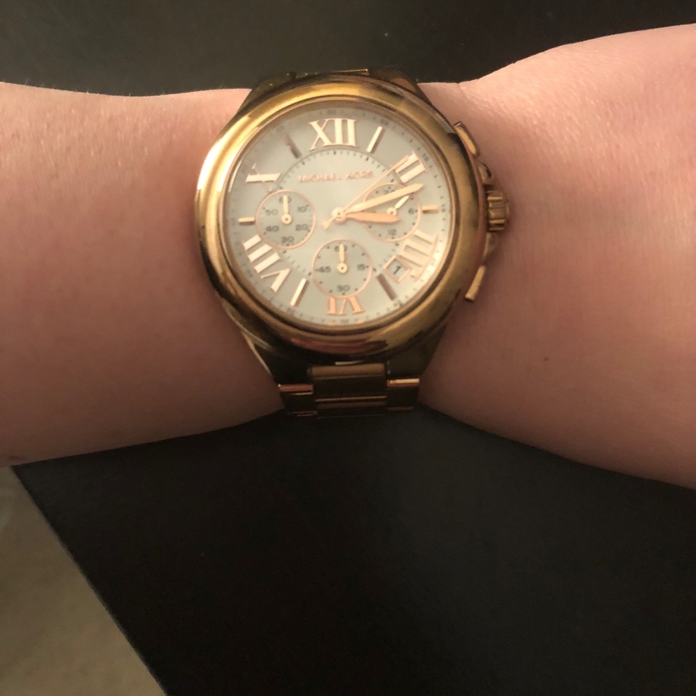 Michael kors rose gold watch, great condition!