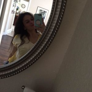 Meet your Posher, Katelyn