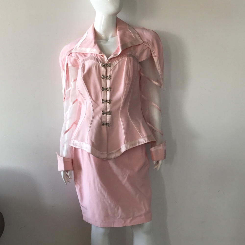 Pink Cache Formal Outfit