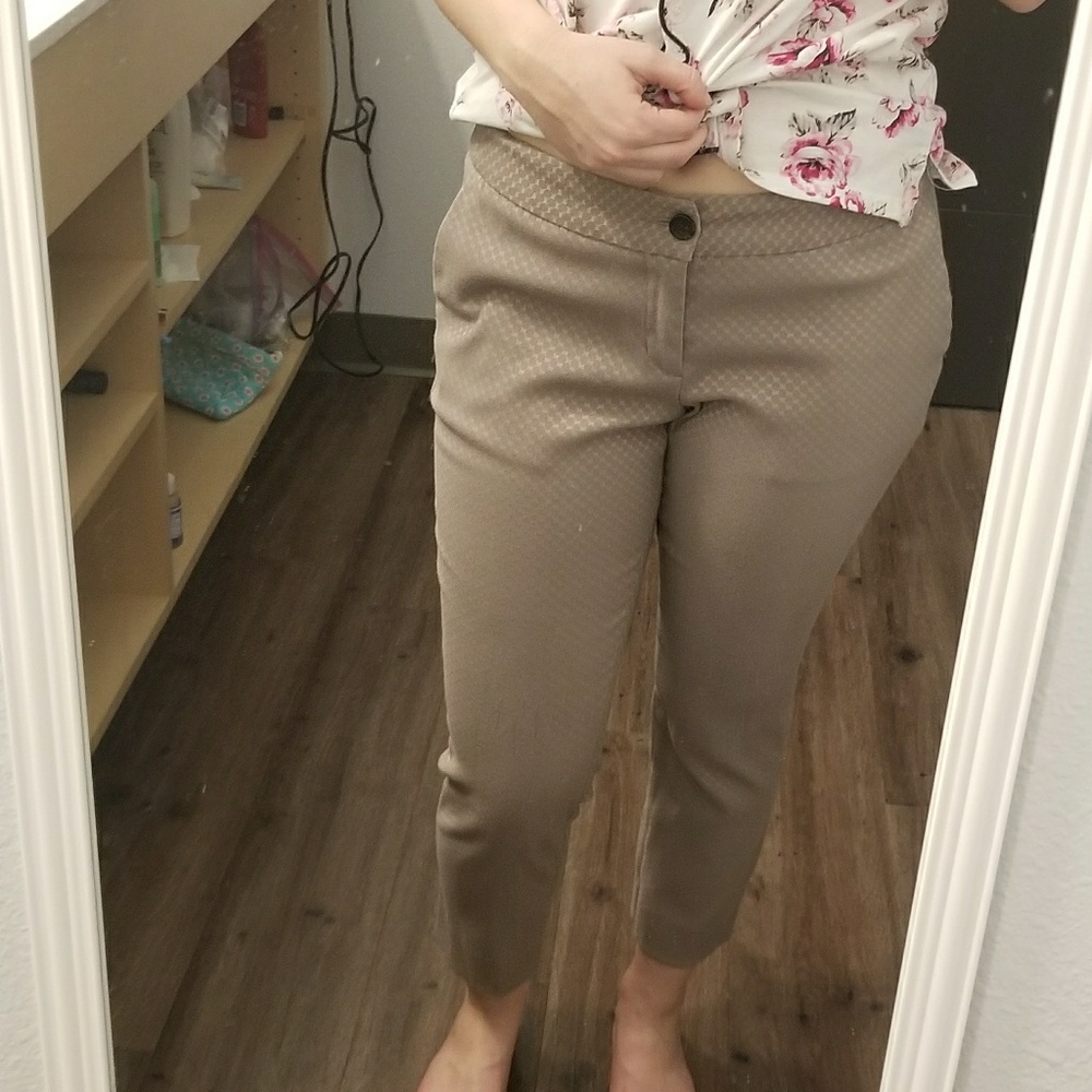 Cropped linen pants