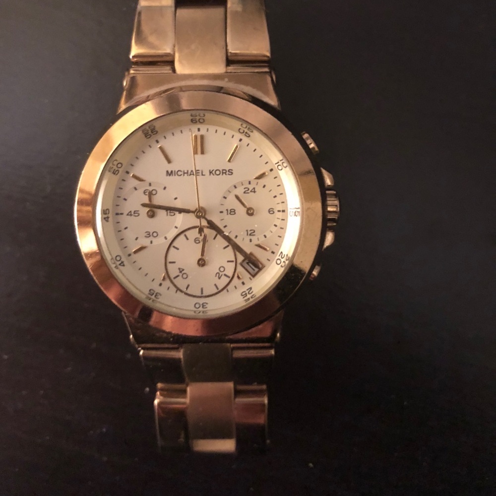 Michael kors gold watch