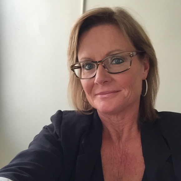 Meet your Posher, Lynnette - Picture 1 of 1