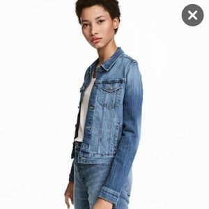 Short denim jacket