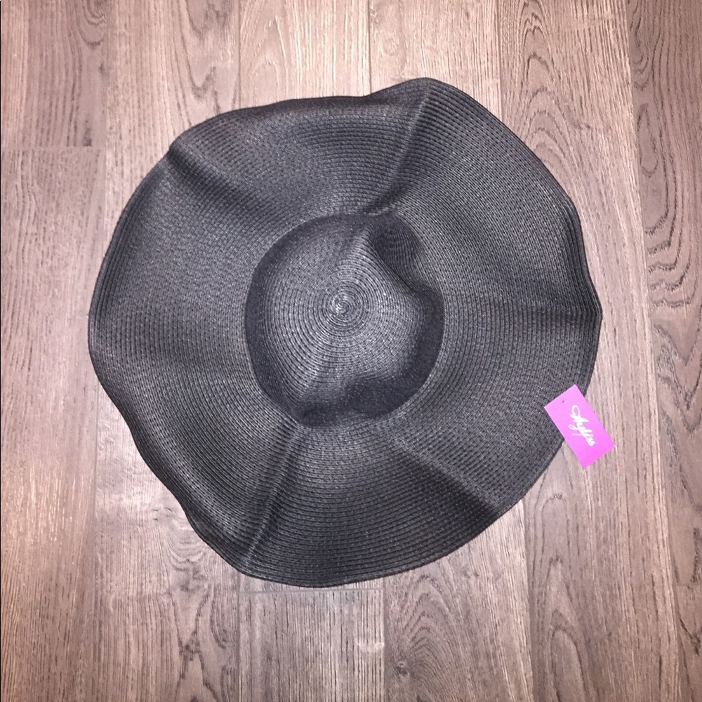 Floppy Black Straw Beach Hat