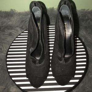 bebe Open front/ Open toe Booties