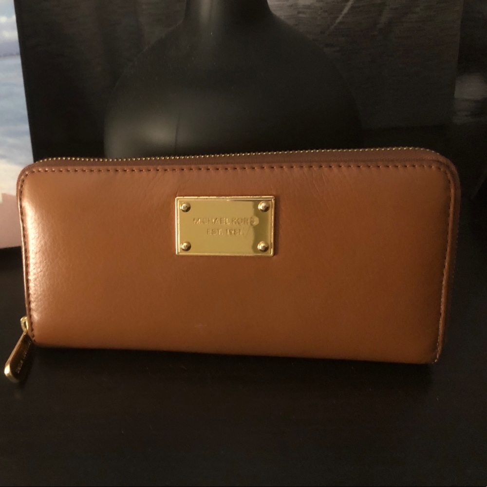 Michaelkors wallet
