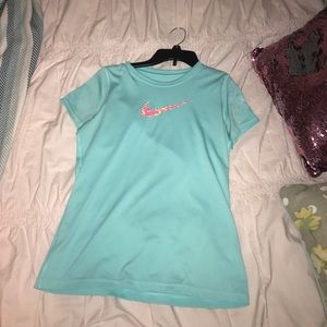 nike running shirt