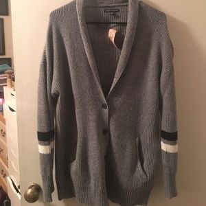 Varsity American Eagle Cardigan Size L