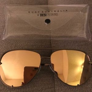 QuayxDesi High Key Sunglasses - Army Green