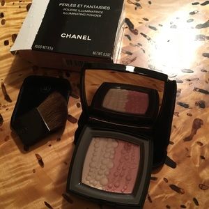 Chanel limited edition Illuminating Powered