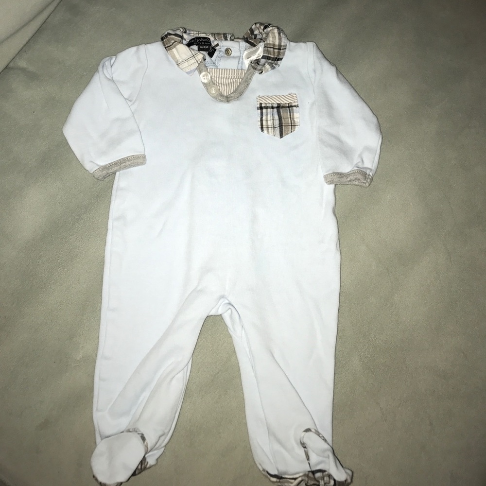 Wendy Bellissimo Infant one-piece footed outfit