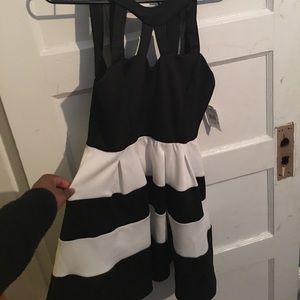 Black&white dress