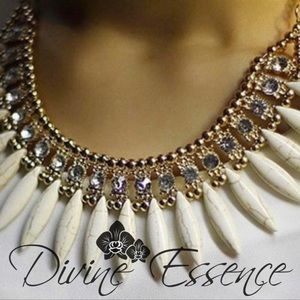 Divine Essence Jewelry - SHE’S THE ONE SPIKED NECKLACE Divine Essence Jewelry - SHE’S THE ONE SPIKED NECKLACE