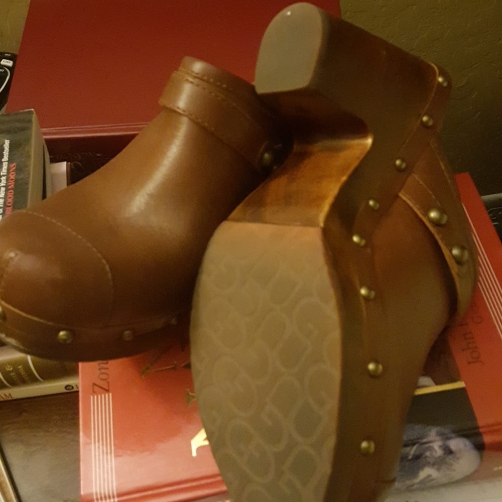 Ugg Clogs - image 4