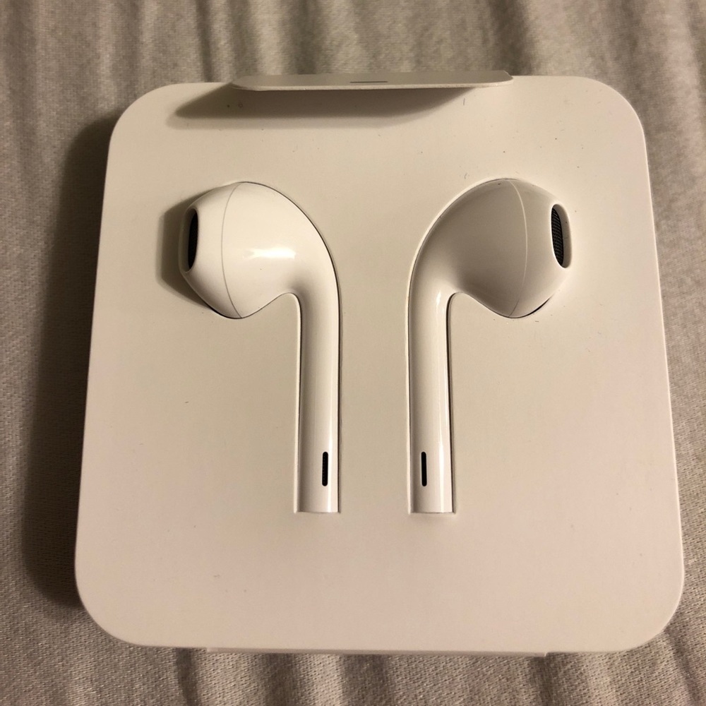 Apple EarPods