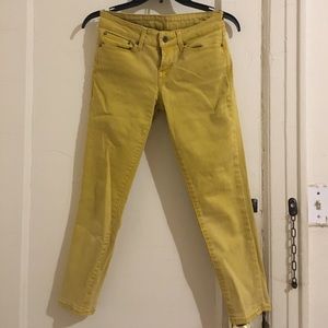Levi’s cropped jeans