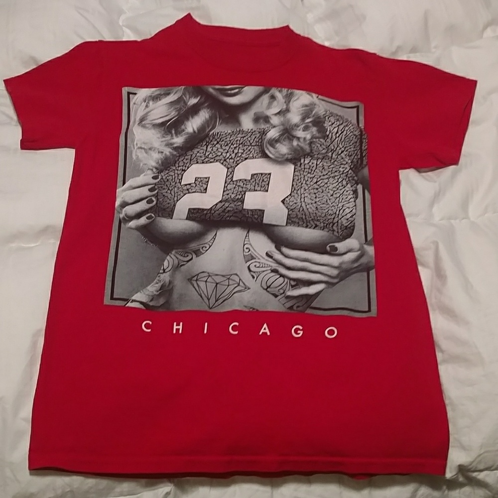 Hot Chicago Bulls MJ shirt