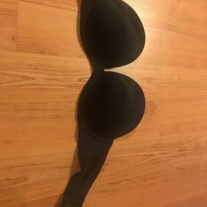 32DD VS strapless bra
