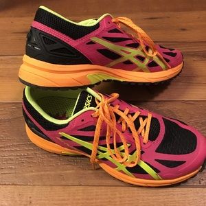 ASICS Gel Fuji Pro Running Shoes