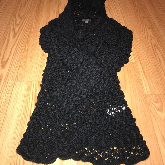 Ugg sweater- brand new - Picture 2 of 3