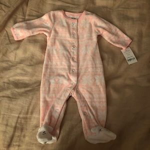 Carter’s Soft Winter Onesie ❤️