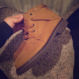 Authentic timberlands 7