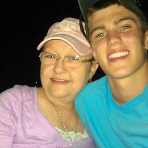 Meet your Posher, Sandi