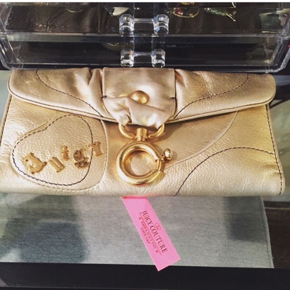 Juicy Couture Wallet 💋