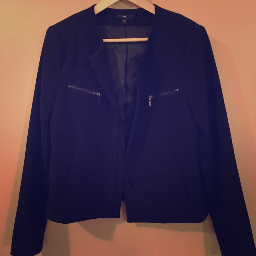 Black modern jacket - The Gap