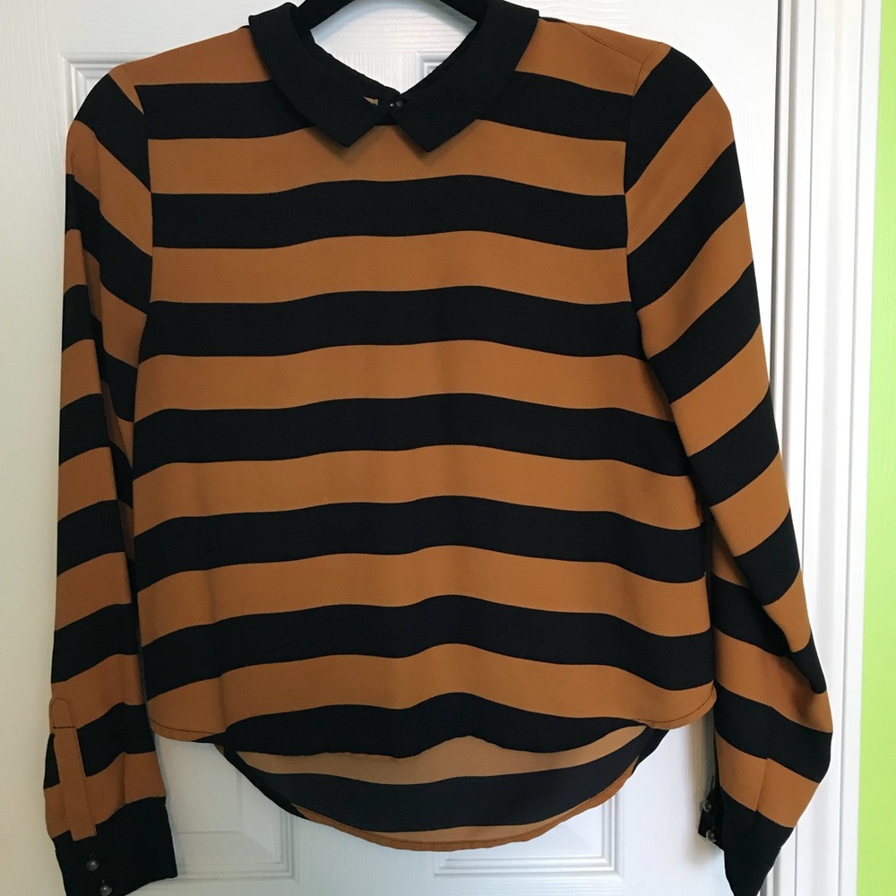 Collared long sleeve blouse