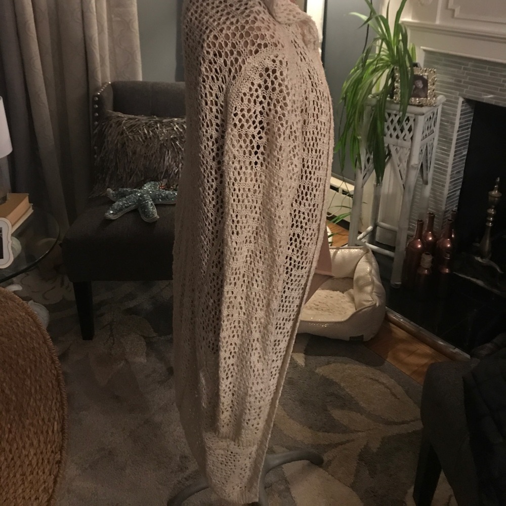 Sweater - Picture 2 of 4