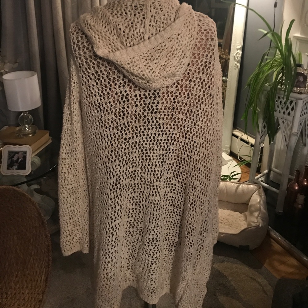 Sweater - Picture 3 of 4