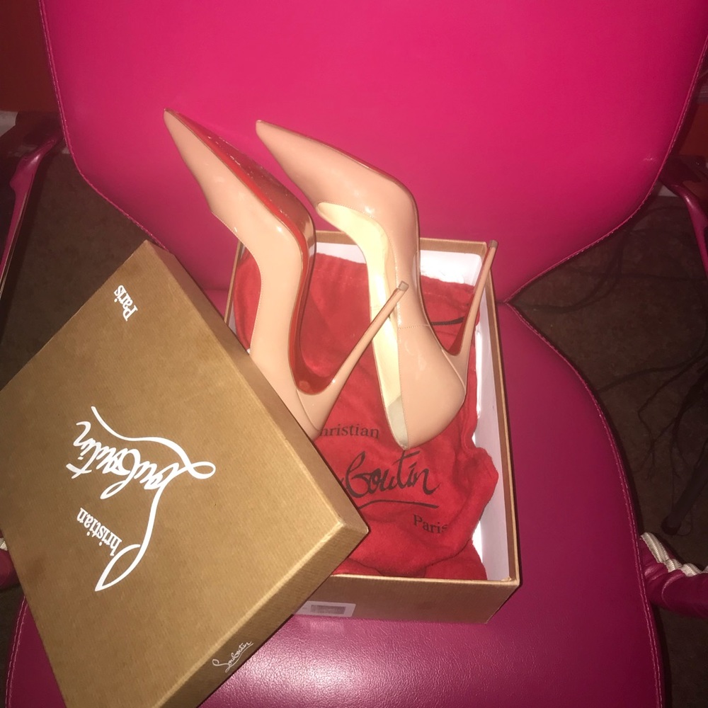 So Kate Christian Louboutins  (NUDE)