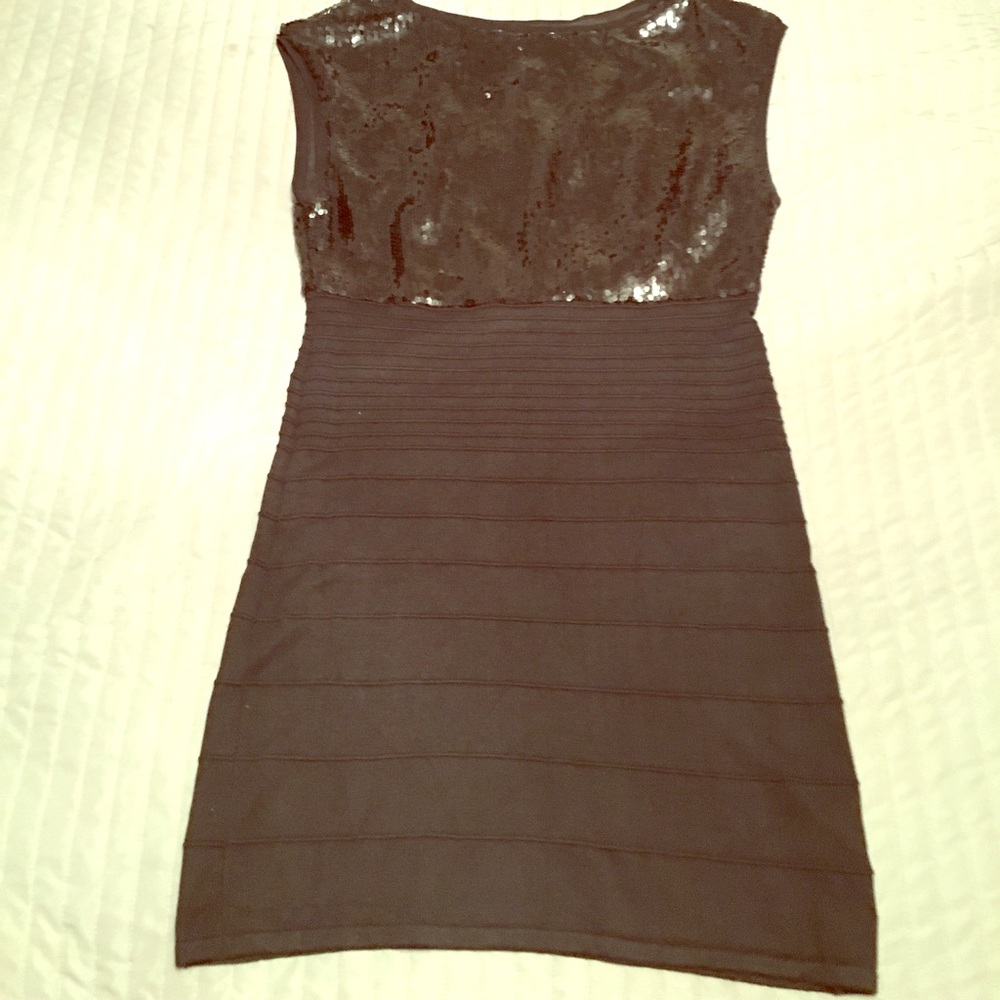 Black Dress / Sequin