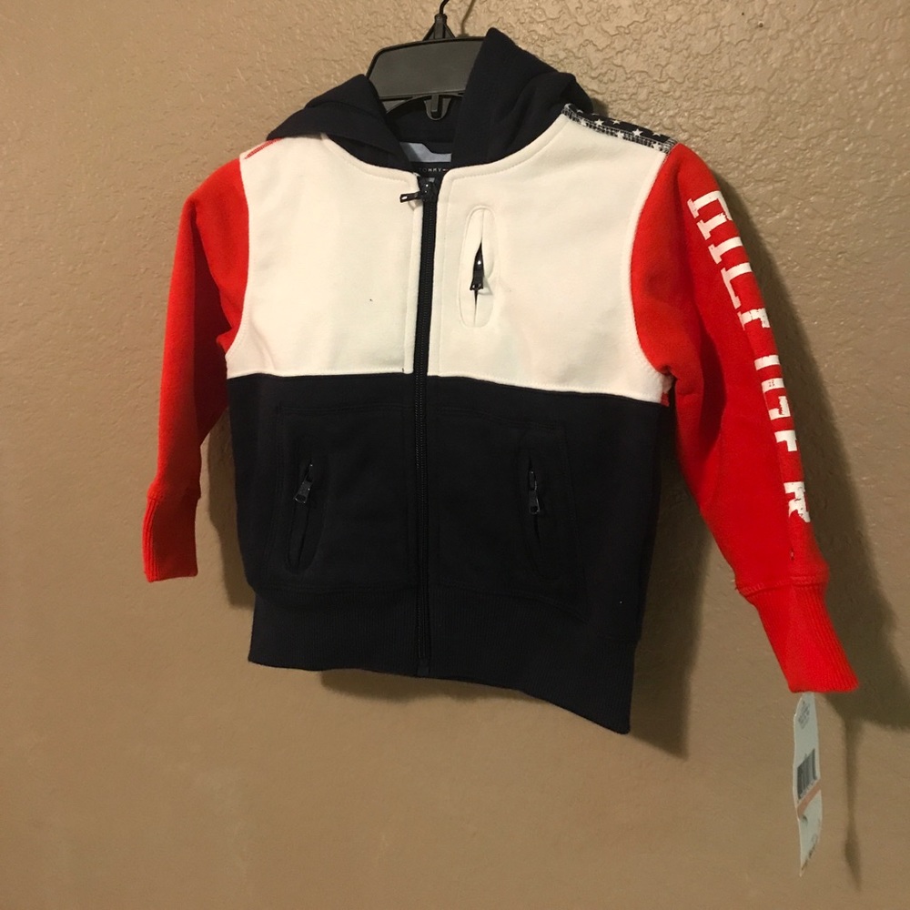 TOMMY HILFIGER