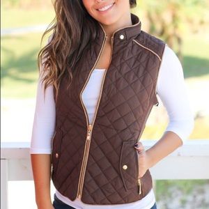 *NEVER WORN* Brown Quilted Vest