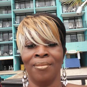 Meet your Posher, Martha