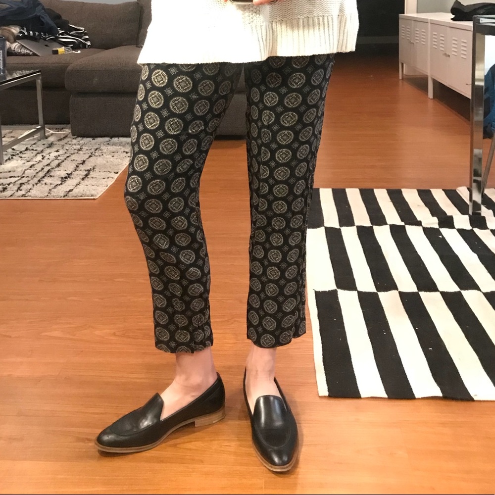 Printed ankle pants with pockets