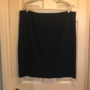 Target / Merona Navy Pencil Skirt, Size 18W