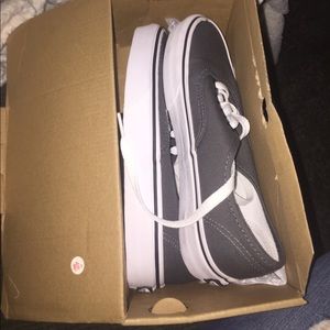 Women's Vans Gray Never Worn !