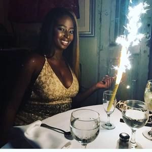 Meet your Posher, Desiree