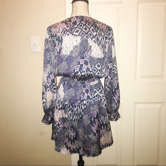 Esley Long Sleeve Baby Doll Dress V Neck Mini - Picture 4 of 5