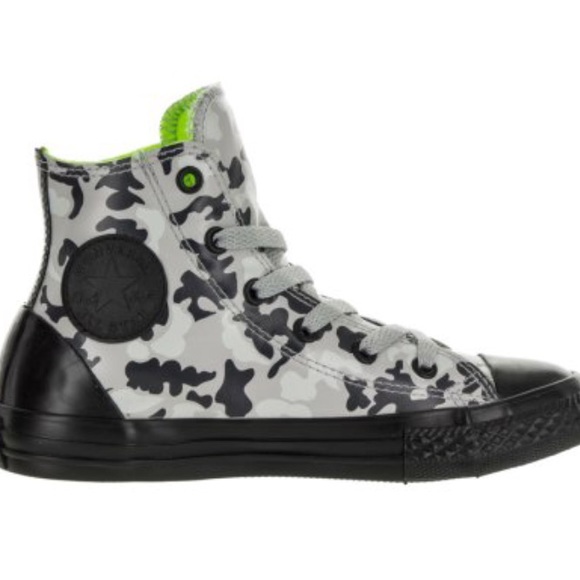 rubber camo converse