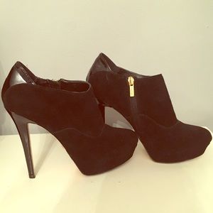 Colin Stuart Platform Booties - Black
