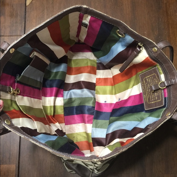 Coach Large Signature Striped Tote 👜✨ - Picture 4 of 6