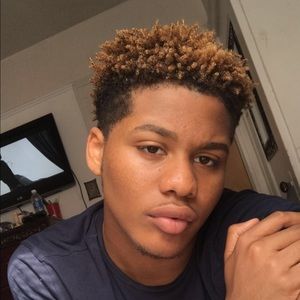 Meet your Posher, Henry