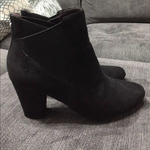 Size 8 BCBGeneration Black Suede Bootie
