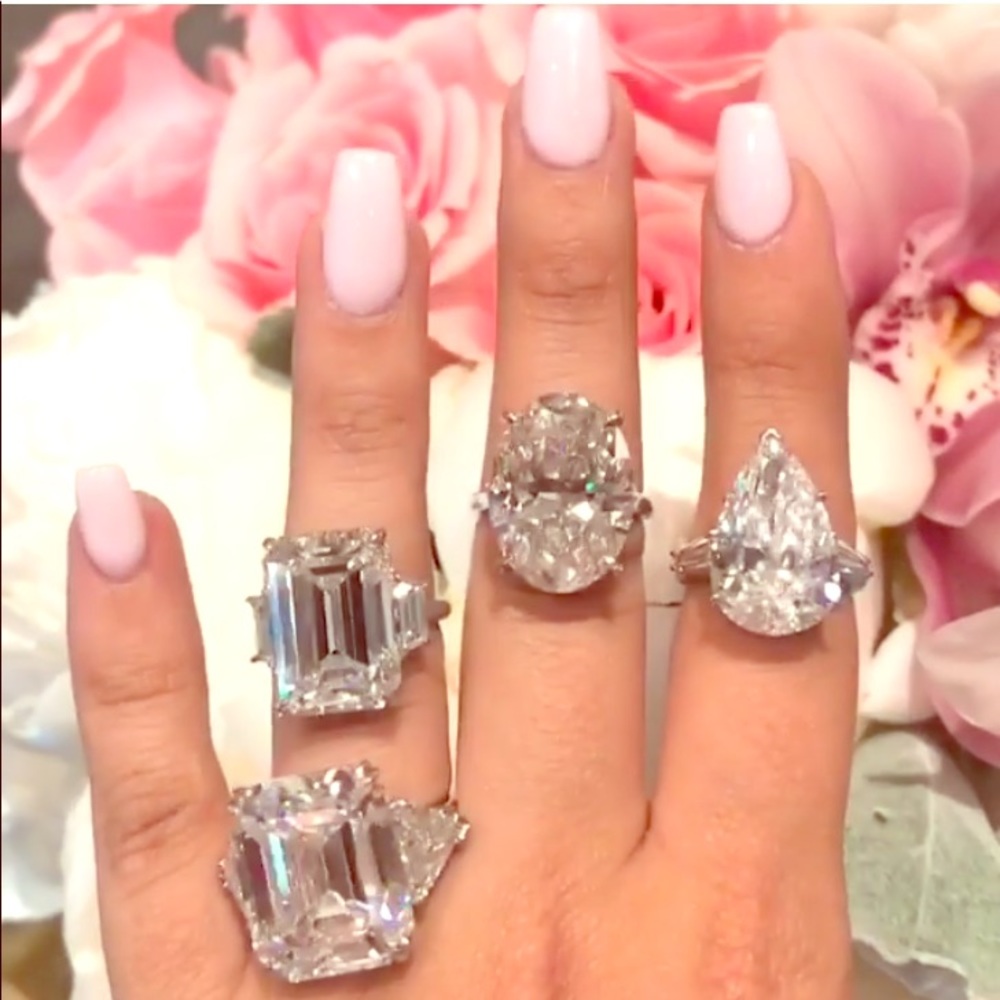 WELCOME TO MY CLOSET