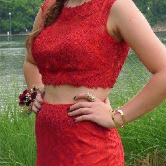 SOLD!!! Red Lace Two Piece Prom Dress - Picture 4 of 6