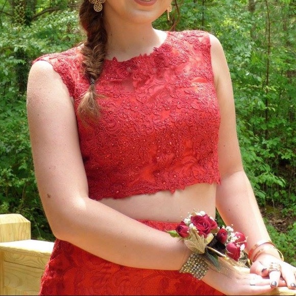 SOLD!!! Red Lace Two Piece Prom Dress - Picture 6 of 6